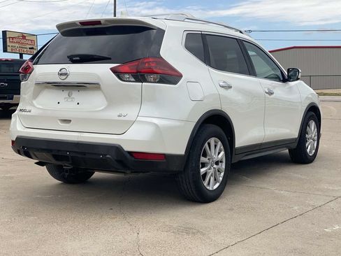 Used 2018 Nissan Rogue SV FWD image 5