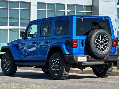 New 2025 Jeep Wrangler Sahara image 11