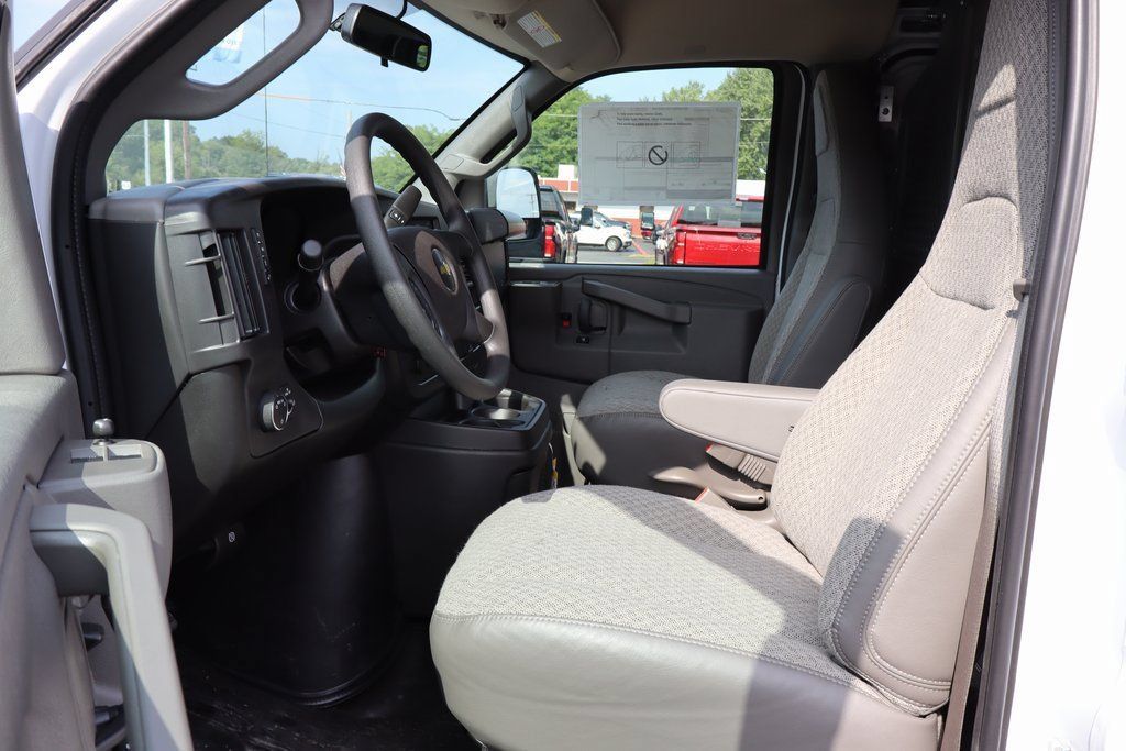 New 2025 Chevrolet Express 2500 w/ Driver Convenience Package RWD image 10