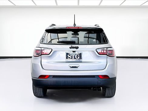 Used 2019 Jeep Compass Altitude image 5