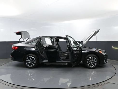 Used 2025 Volkswagen Jetta S FWD image 28