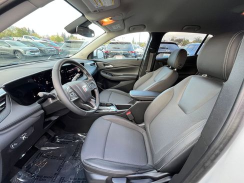 Used 2025 Buick Encore GX Preferred image 24