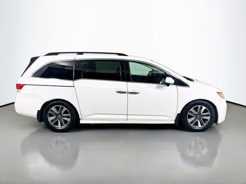 Used 2014 Honda Odyssey Touring image 5