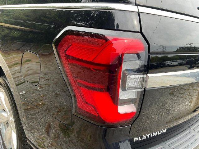 Used 2024 Ford Expedition Max Platinum RWD image 24