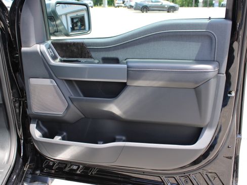 Used 2023 Ford F150 Lariat w/ FX4 Off-Road Package AWD/4WD image 16