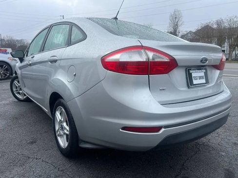 Used 2019 Ford Fiesta SE image 7