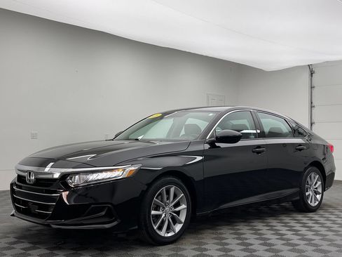 Used 2021 Honda Accord LX image 2