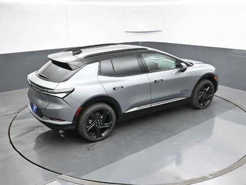 New 2026 Chevrolet Equinox EV RS image 21