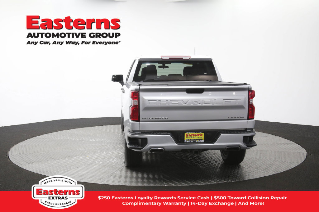 Used 2019 Chevrolet Silverado 1500 Custom w/ Custom Value Package AWD/4WD image 38