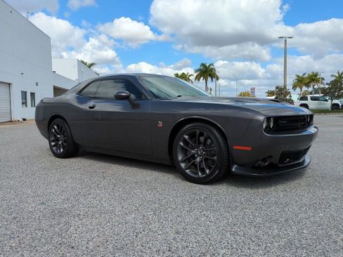 Used 2021 Dodge Challenger R/T Scat Pack image 3