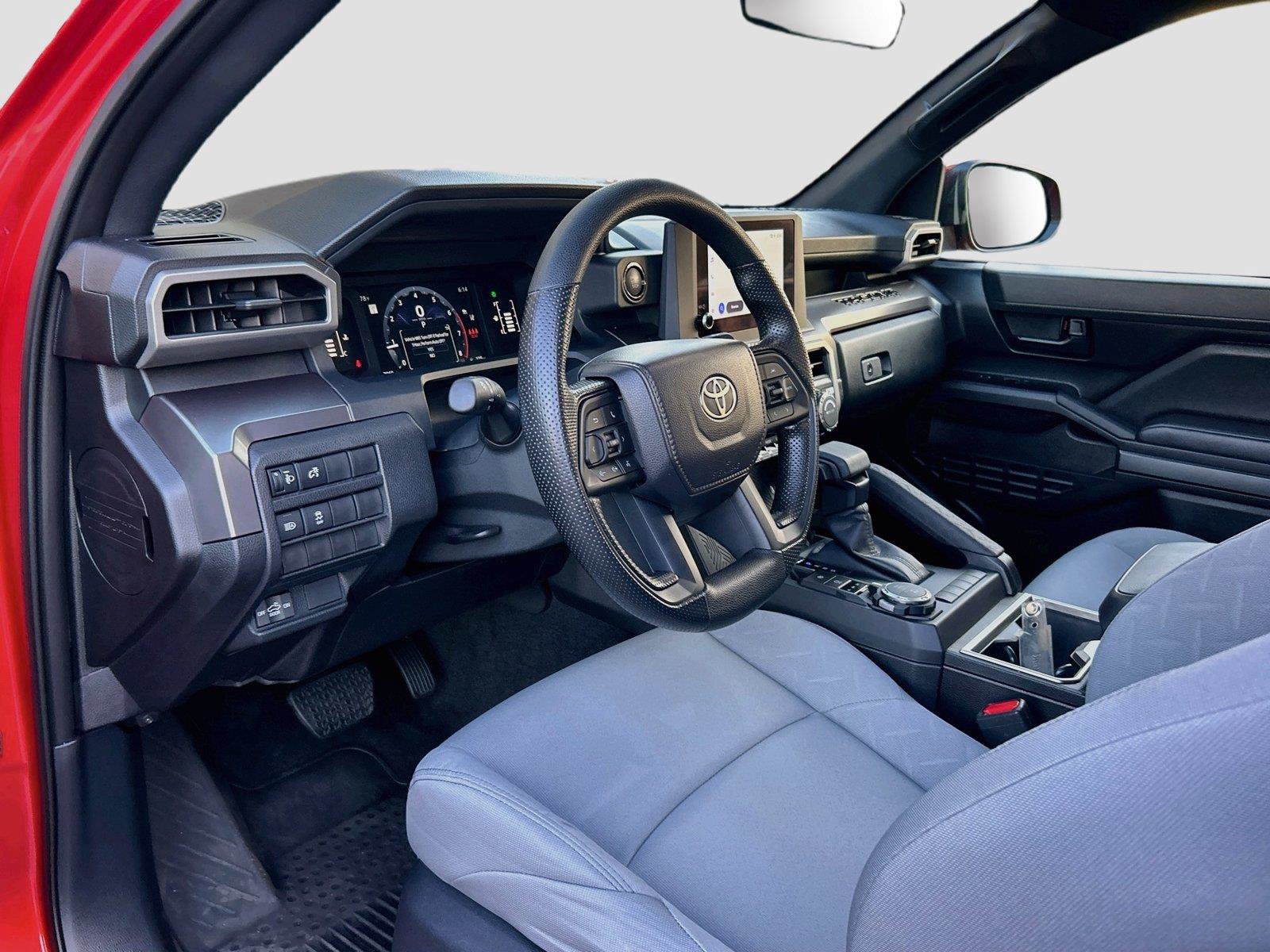 Used 2025 Toyota Tacoma SR5 AWD/4WD image 26