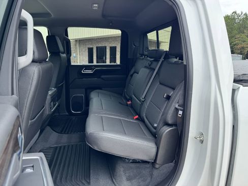 Used 2025 Chevrolet Silverado 2500 LT w/ Trail Boss Package AWD/4WD image 16