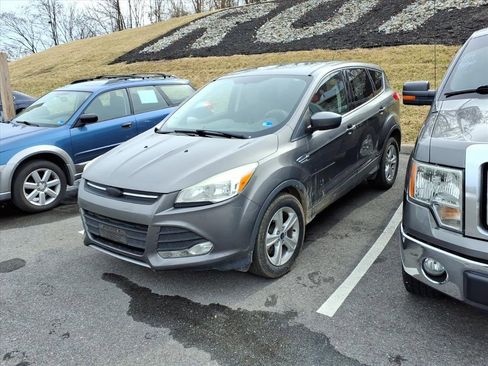 Used 2014 Ford Escape SE image 4