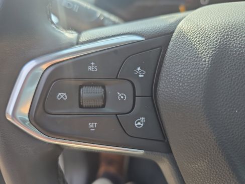 Used 2024 Chevrolet Trax LT w/ Driver Confidence Package image 15