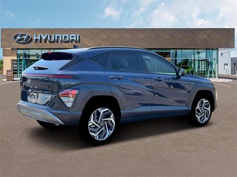 Used 2026 Hyundai Kona SEL Premium AWD/4WD image 8