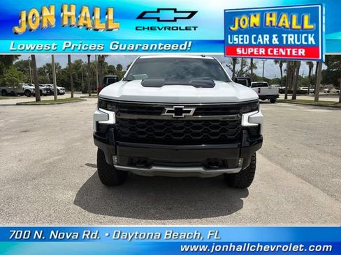 Used 2025 Chevrolet Silverado 1500 ZR2 w/ Technology Package AWD/4WD image 16