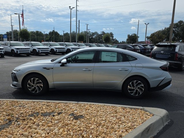 New 2026 Hyundai Sonata Blue FWD image 17