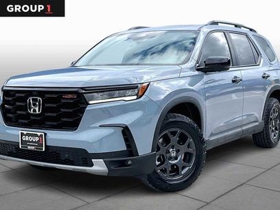 Used 2025 Honda Pilot TrailSport
