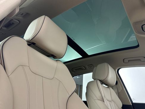 Used 2023 Audi Q5 e Premium Plus w/ Premium Plus Package image 16