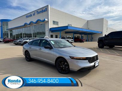 New 2025 Honda Accord SE