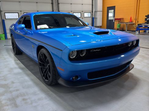 Used 2023 Dodge Challenger R/T Scat Pack image 7