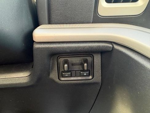 Certified 2025 Ford Expedition Active AWD/4WD image 31