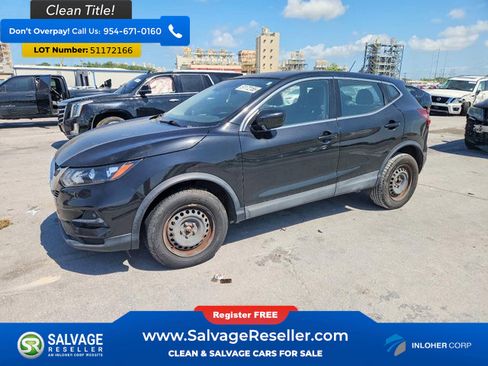 Used 2020 Nissan Rogue Sport S FWD image 1