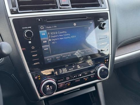 Used 2018 Subaru Outback 2.5i Limited image 24