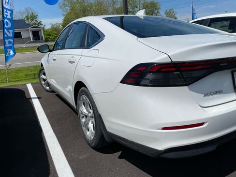 Used 2023 Honda Accord LX image 5