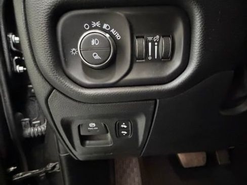 Certified 2025 RAM 1500 Big Horn AWD/4WD image 23
