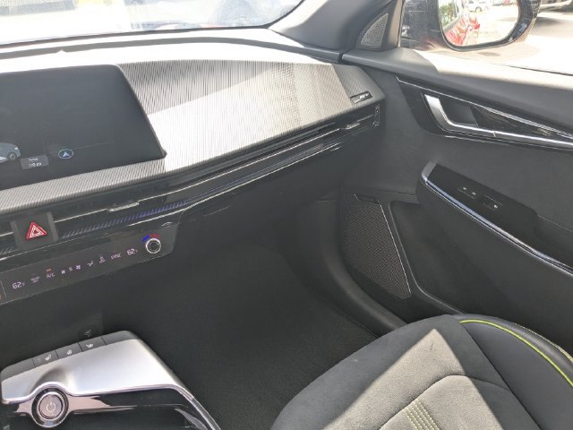 Used 2023 Kia EV6 GT AWD/4WD image 17
