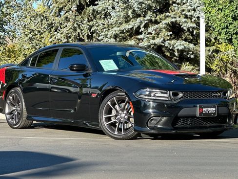 Used 2020 Dodge Charger Scat Pack image 2