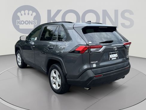 Used 2019 Toyota RAV4 XLE w/ All Weather Liner Package AWD/4WD image 4
