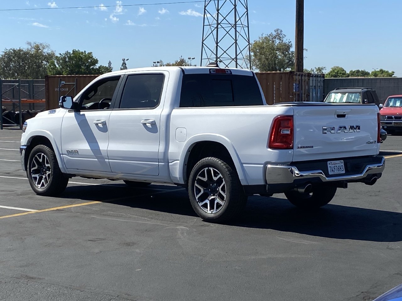 Used 2025 RAM 1500 Laramie AWD/4WD image 4
