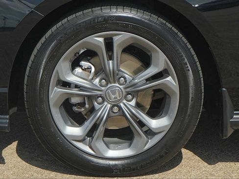 Used 2024 Honda Accord EX image 7