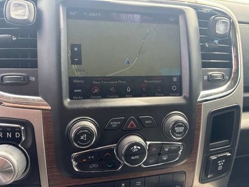 Used 2018 RAM 1500 Laramie w/ Convenience Group AWD/4WD image 8