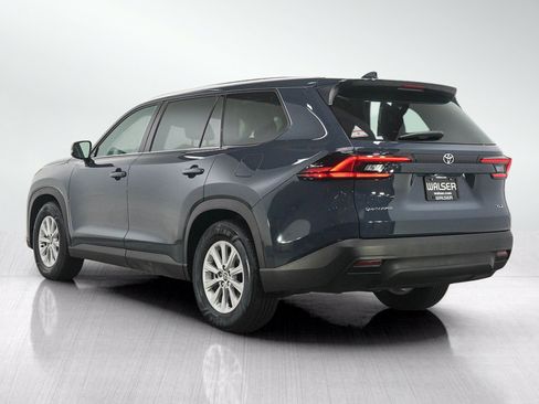 Used 2025 Toyota Grand Highlander AWD Hybrid image 3