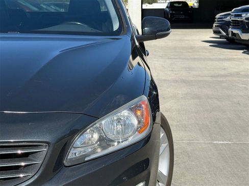 Used 2015 Volvo S60 T5 Premier image 3