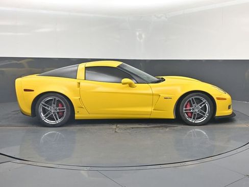 Used 2006 Chevrolet Corvette Z06 w/ Preferred Equipment Group image 2