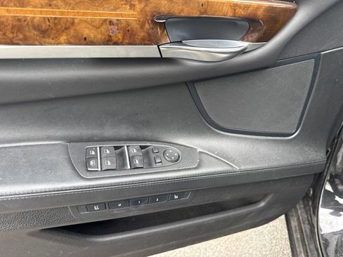 Used 2014 BMW 750Li xDrive AWD/4WD image 8