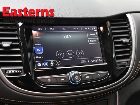 Used 2018 Chevrolet Trax LT w/ LT Convenience Package image 18