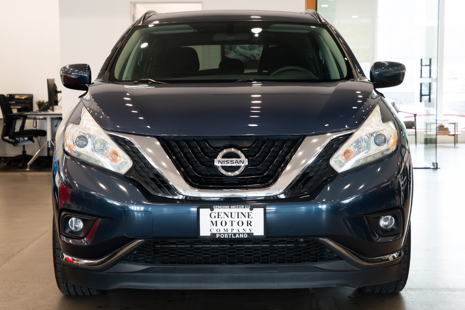 Used 2016 Nissan Murano SV AWD/4WD image 2