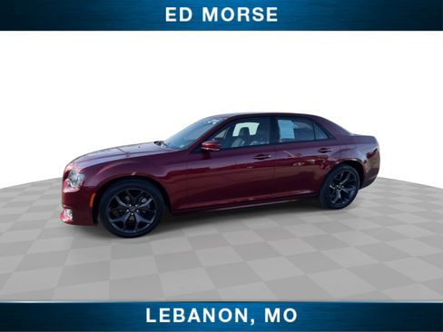 Used 2023 Chrysler 300 Touring L image 5