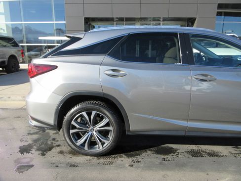 Used 2022 Lexus RX 450h AWD w/ Premium Package image 10