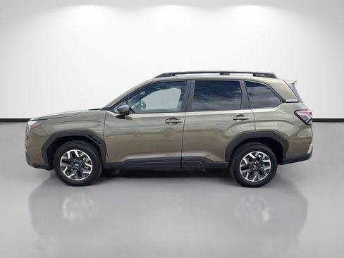 Used 2026 Subaru Forester Premium AWD/4WD image 6