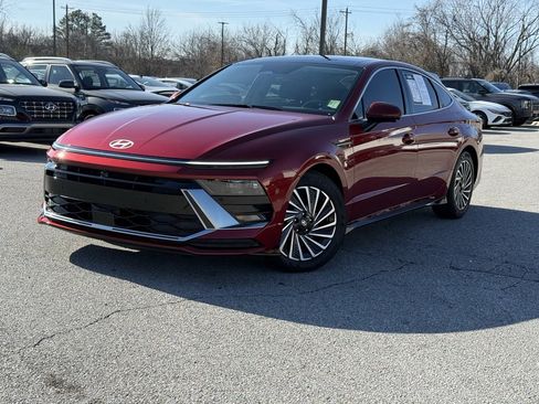 Used 2025 Hyundai Sonata Limited image 3