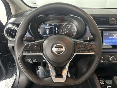 Certified 2025 Nissan Versa SV w/ Trunk Package image 14