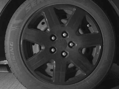 Used 2025 Nissan Altima 2.5 SV FWD image 18