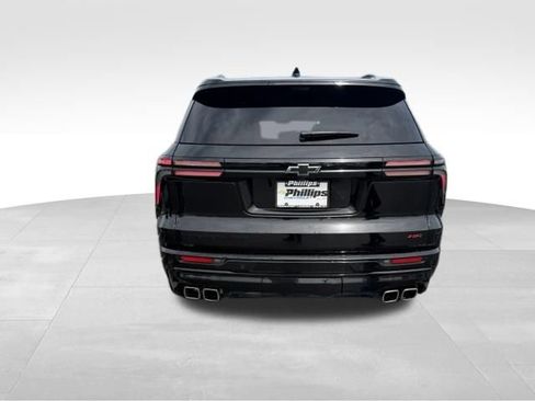 Used 2024 Chevrolet Traverse RS w/ LPO, Floor Liner Package AWD/4WD image 11