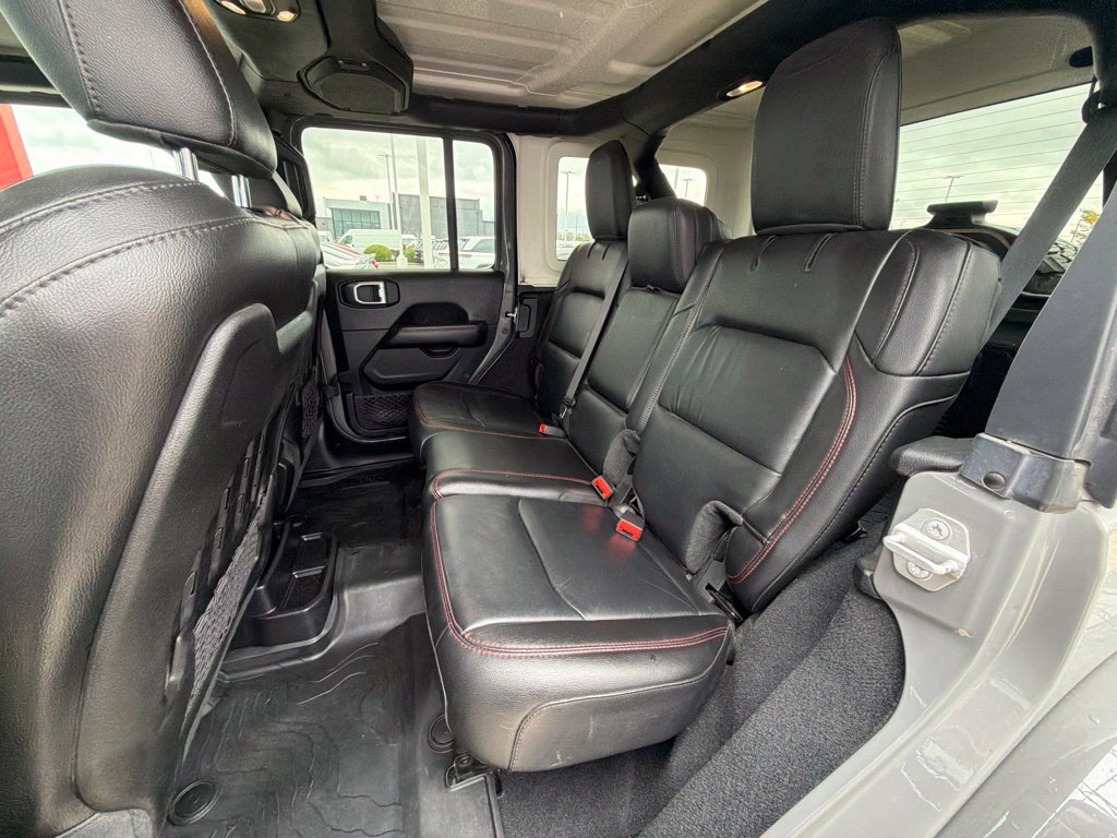 Used 2021 Jeep Wrangler Unlimited Rubicon w/ LED Lighting Group AWD/4WD image 15